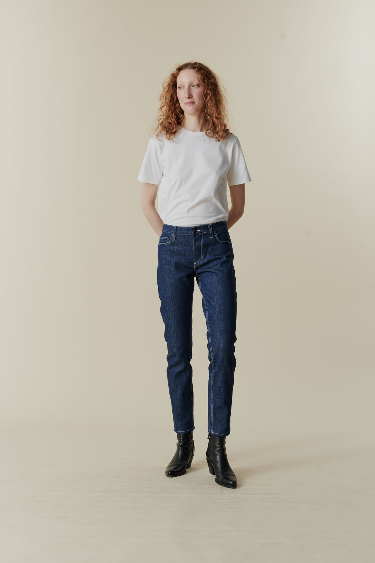 Women's Straight Leg Mid Rise Denim Jeans - Blue