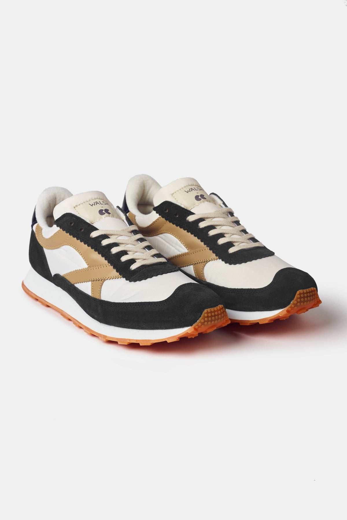 Beacon Trainer in white charcoal
