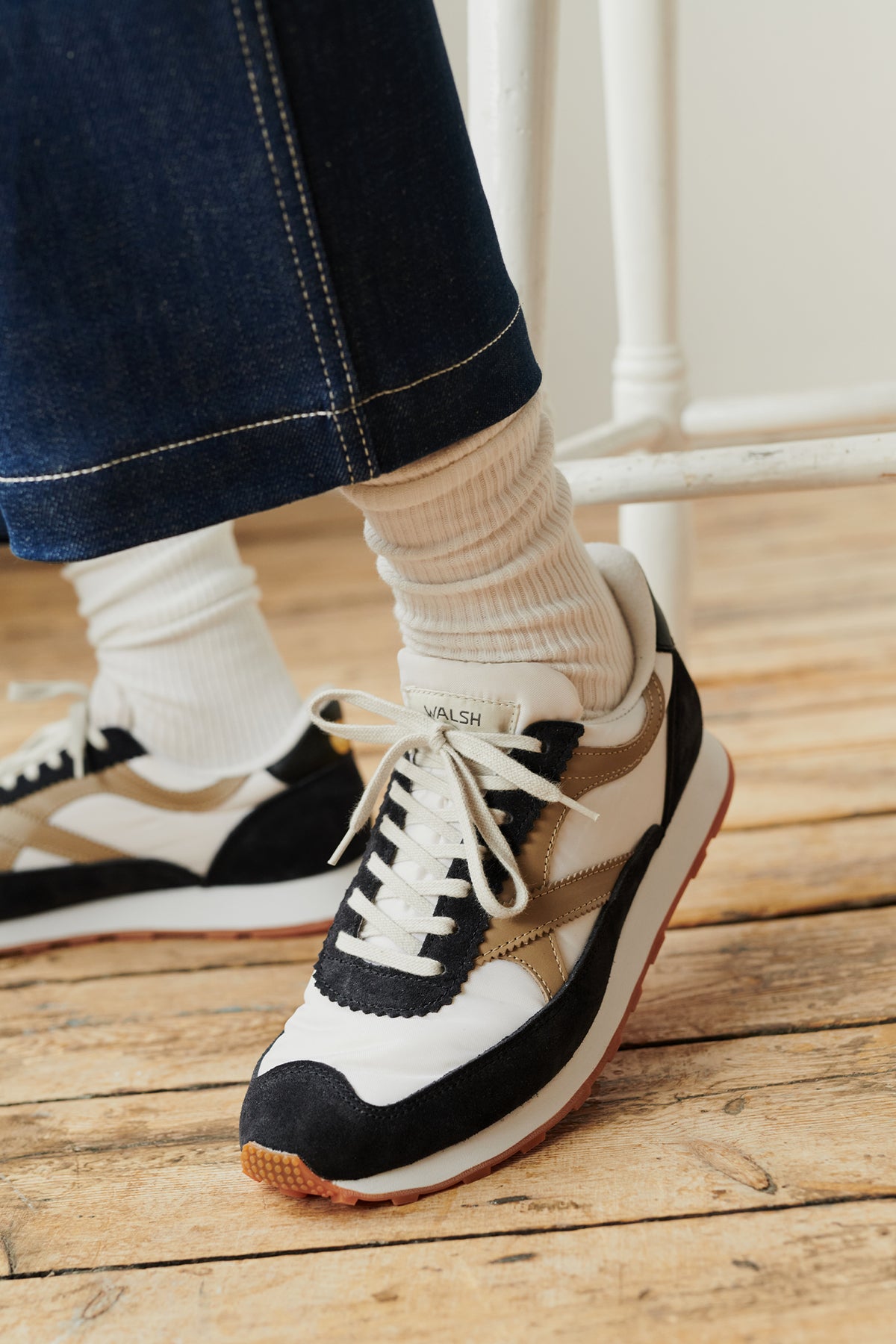 Beacon Trainer - White/Charcoal