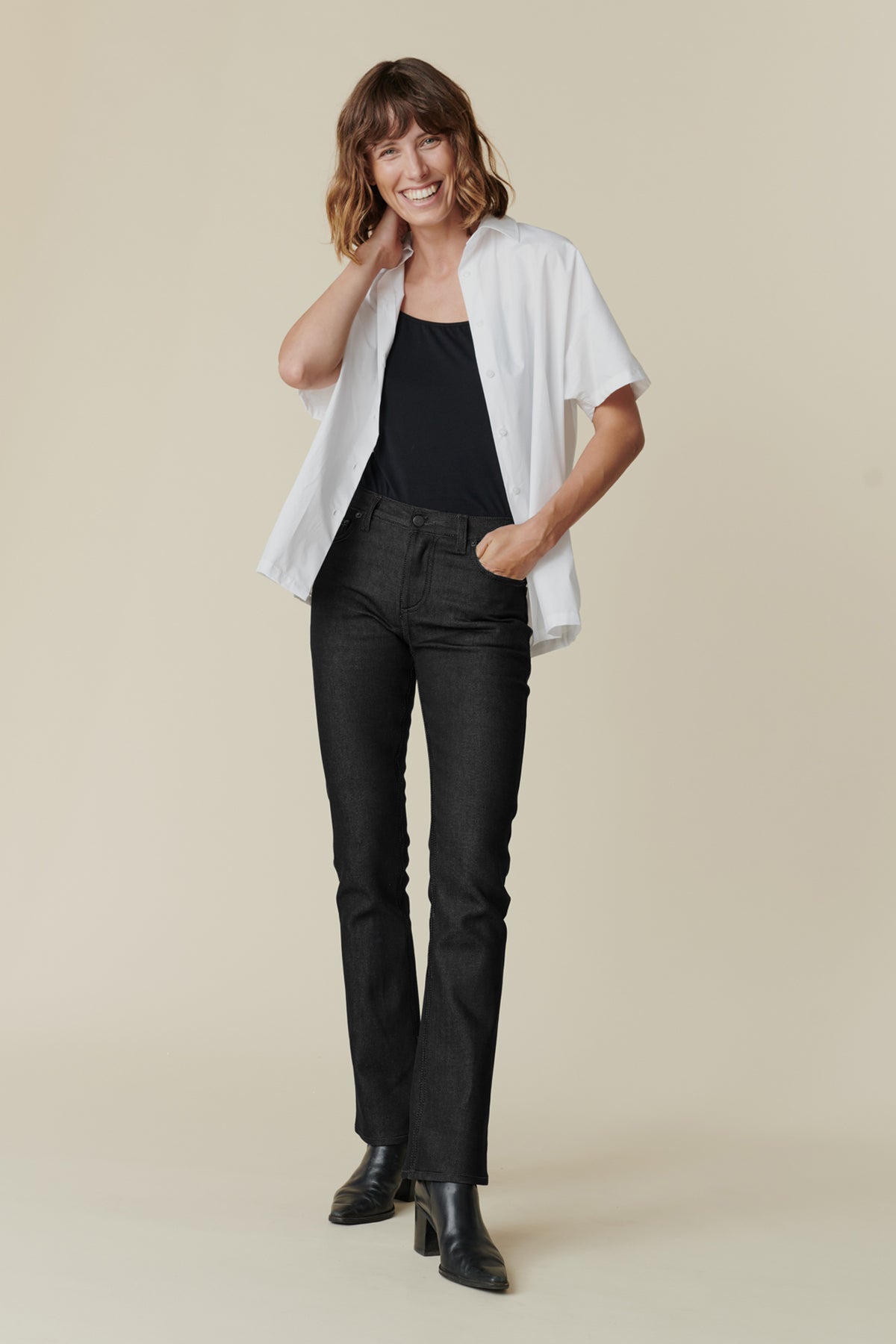Women's Bootcut Leg Mid Rise Denim Jeans - Black