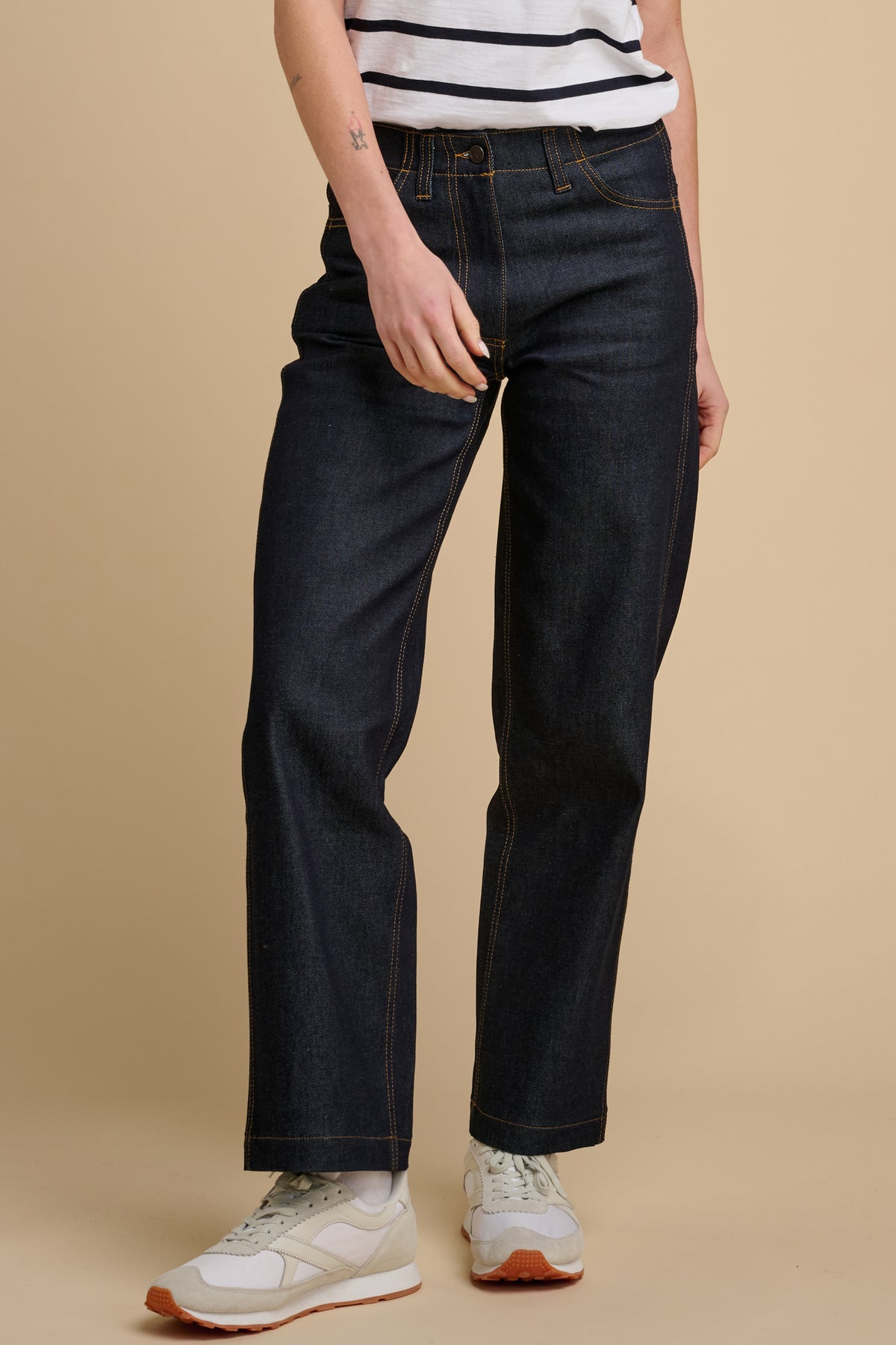 Womens Lightweight Work Wide Straight Jean- Indigo