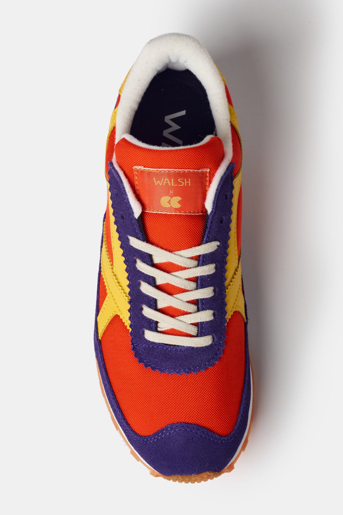 Men's Beacon Trainer in flame red